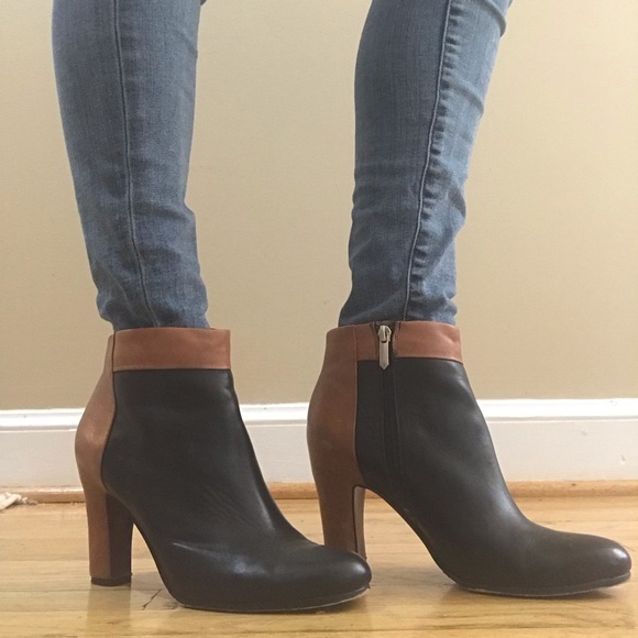 Sam Edelman Shay Two Tone Heeled Booties - Picture 2 of 8
